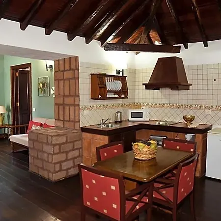 Rural La Hacienda Hotel 4*